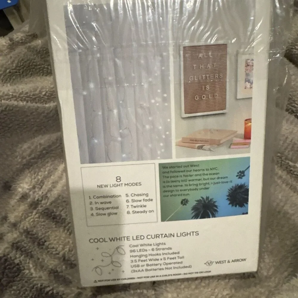 West & Arrow 96 LED Curtain String Light Cool White Brand New